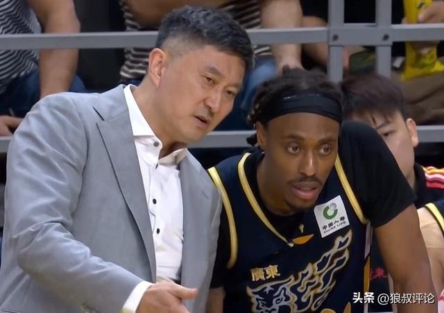 开云体育app下载-身体状态不佳！广东争议小外援8中1硬仗隐身 杜锋罕见提前弃用